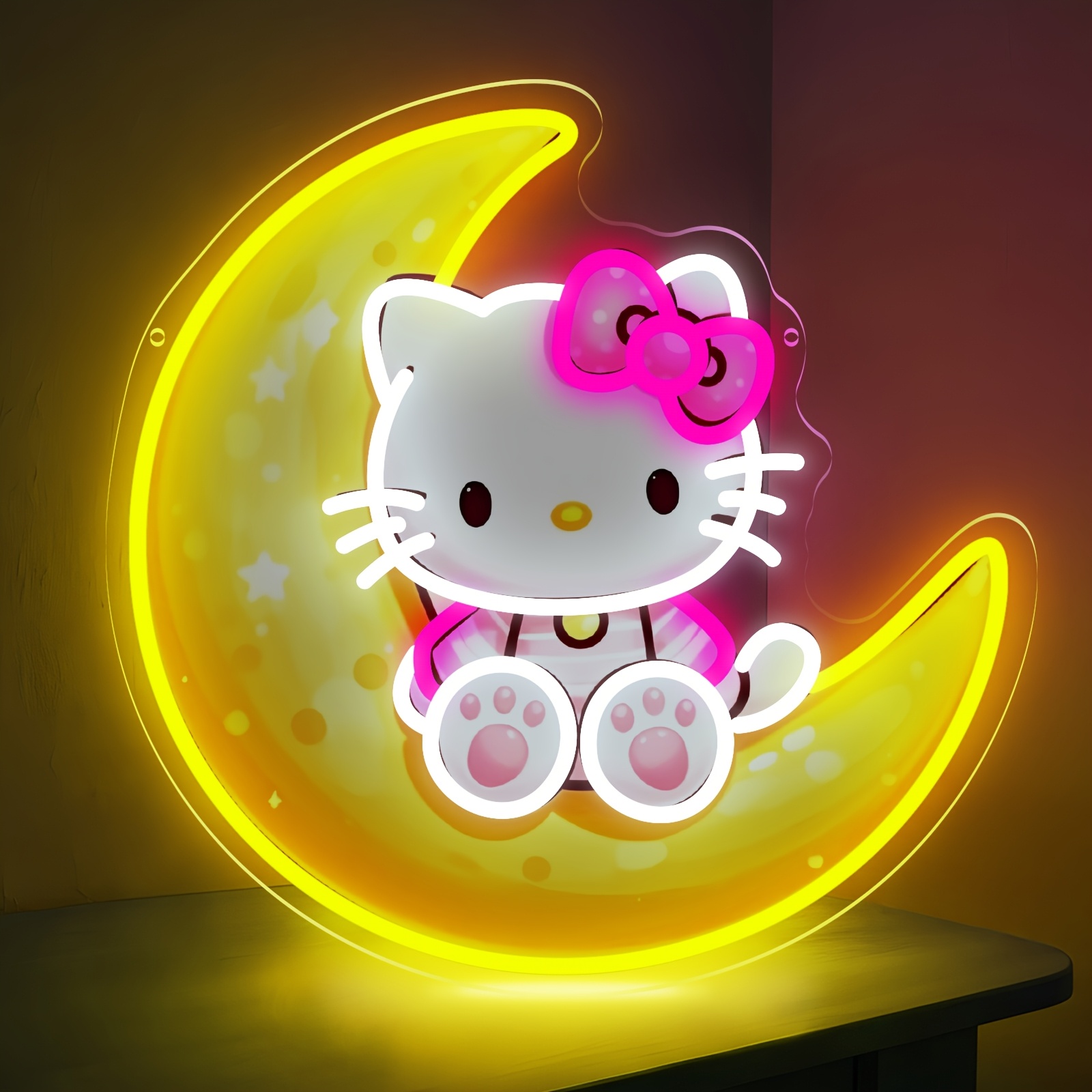 Hello Kitty on Moon Yellow Cut - Home Decor Yellow 评论和价格